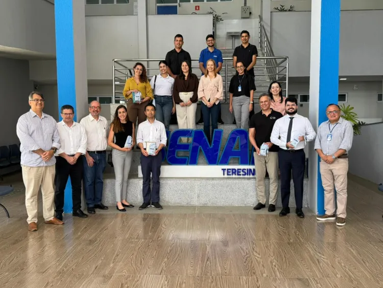 Equipe do SENAI e Fiepi com executivos da Niterra e Green Energy Park